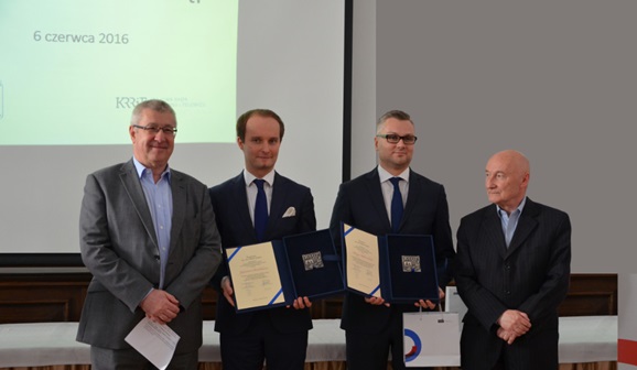 Przewodniczący KRRiT Jan Dworak, dr Zbigniew Pinkalski, dr Maciej Wiktorowski, prof. dr hab. Janusz Adamowski