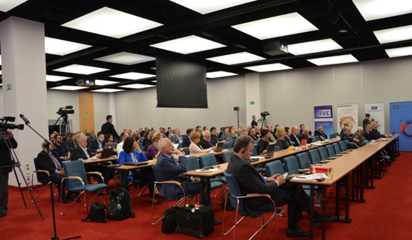 Uczestnicy konferencji (fot. S.Maksymowicz/KRRiT)