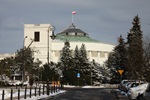gmach Sejmu RP w zimie