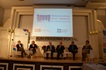 Panel dyskusyjny, od lewej: Anna Borowska - Ośrodek Rozwoju Edukacji, Ewa Rżysko - Stowarzyszenie Twoja Sprawa, Paweł Woliński - Związek Dużych Rodzin "Trzy Plus", Marcin Bochenek - NASK, Łukasz Wojtasik - Fundacja Dzieci Niczyje, Barbara Turowska - Dyr. Departamentu Monitoringu Biura KRRiT, prowadząca panel (fot. S.Maksymowicz/KRRiT)