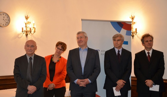 Prof. dr hab. Janusz Adamowski, Halina Rostek KRRiT, Przewodniczący KRRiT Jan Dworak, Prof.nadzwyczajny UW Tadeusz Tomaszewski, Sławomir Rogowski członek KRRiT (fot. KRRiT)